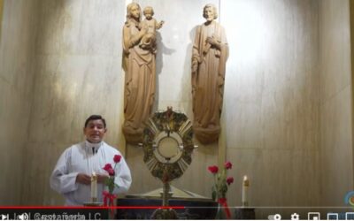 Todo un éxito la Jornada de Adoración y Consultoría de Familia Unida